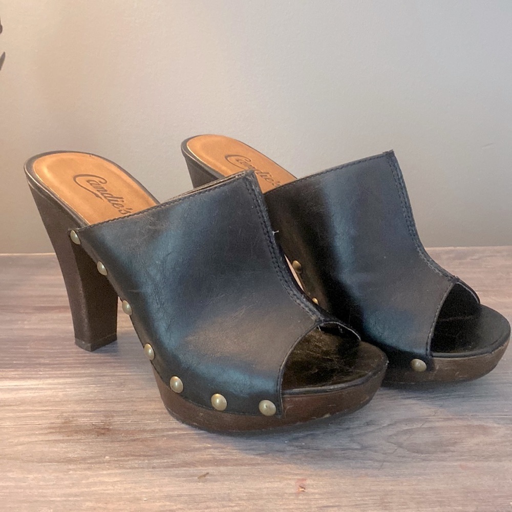 Candie’s vegan leather black platform heels